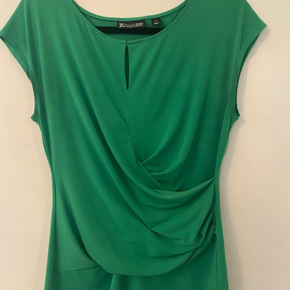7th Ave NY&Co Women’s Beautiful Green Sleeveless Blouse -Sz Med - Picture 2 of 8